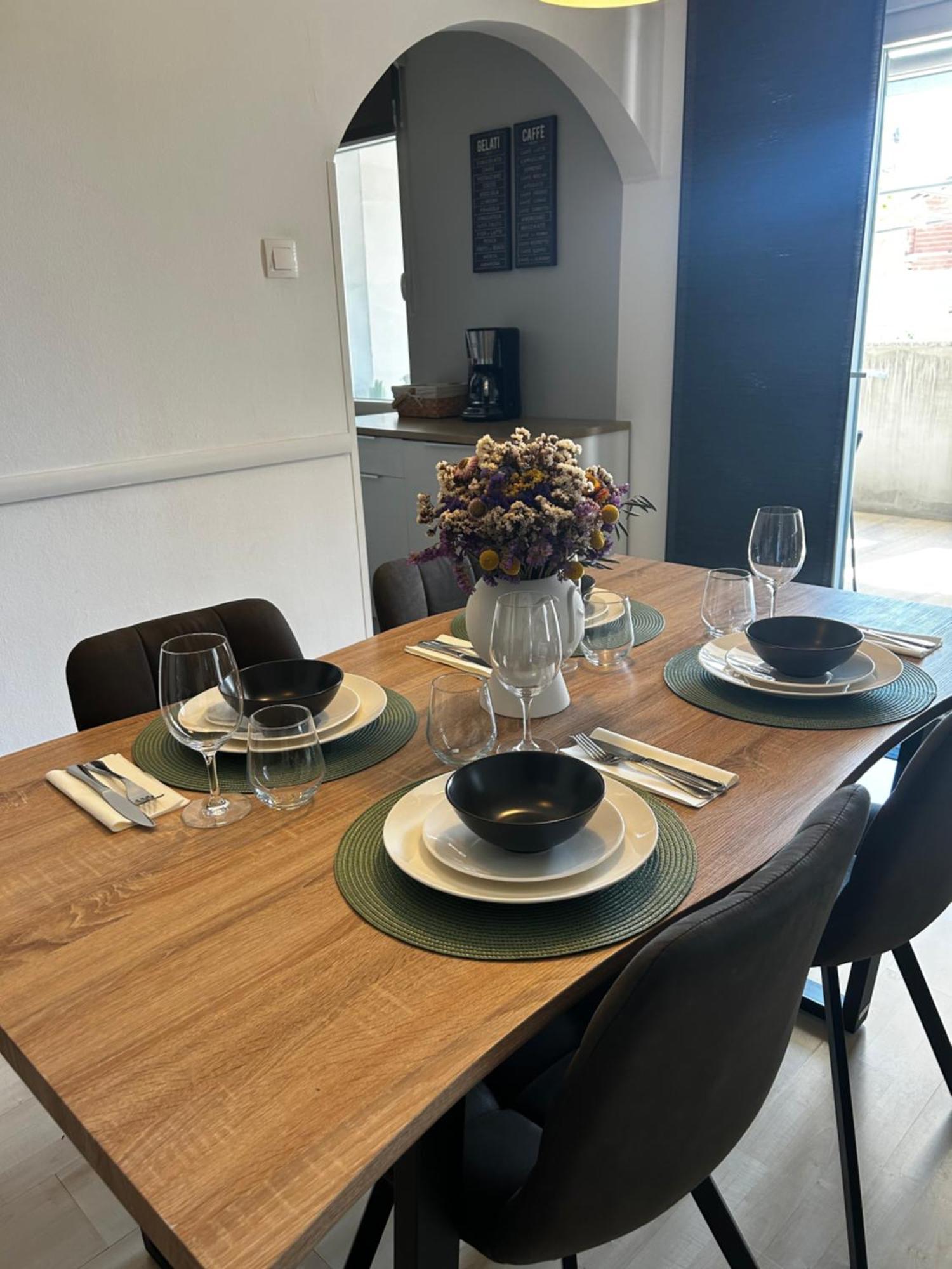 פורץ Apartment Donatella מראה חיצוני תמונה